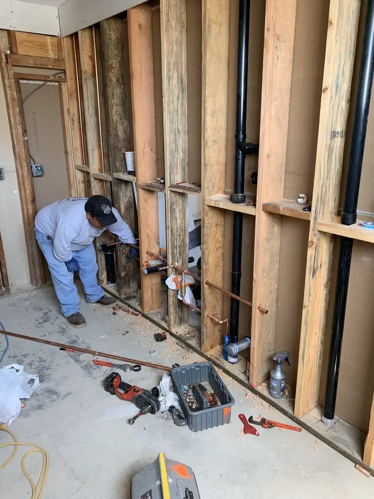 Commercial rough-in plumbing for Water Heater Replacement in Harbour Island